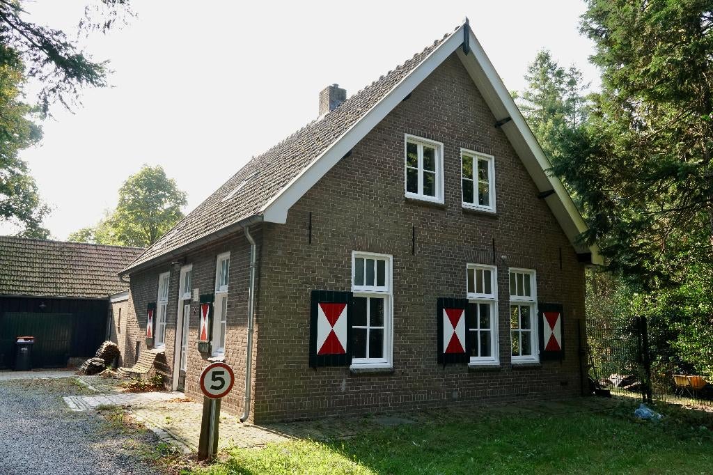 Woonhuis aan Hurkse bossen in Erp te huur, 5 personen, Wasmachine, In bos, Noord-Brabant