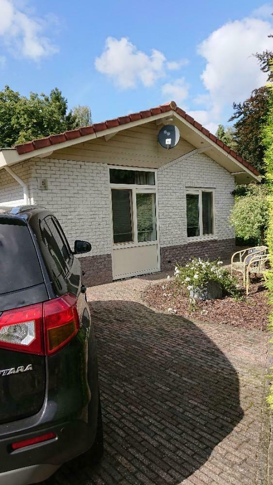 Foto 3 van teh.6pstenen Bungalow Met privé Sauna Putten op de Veluwe