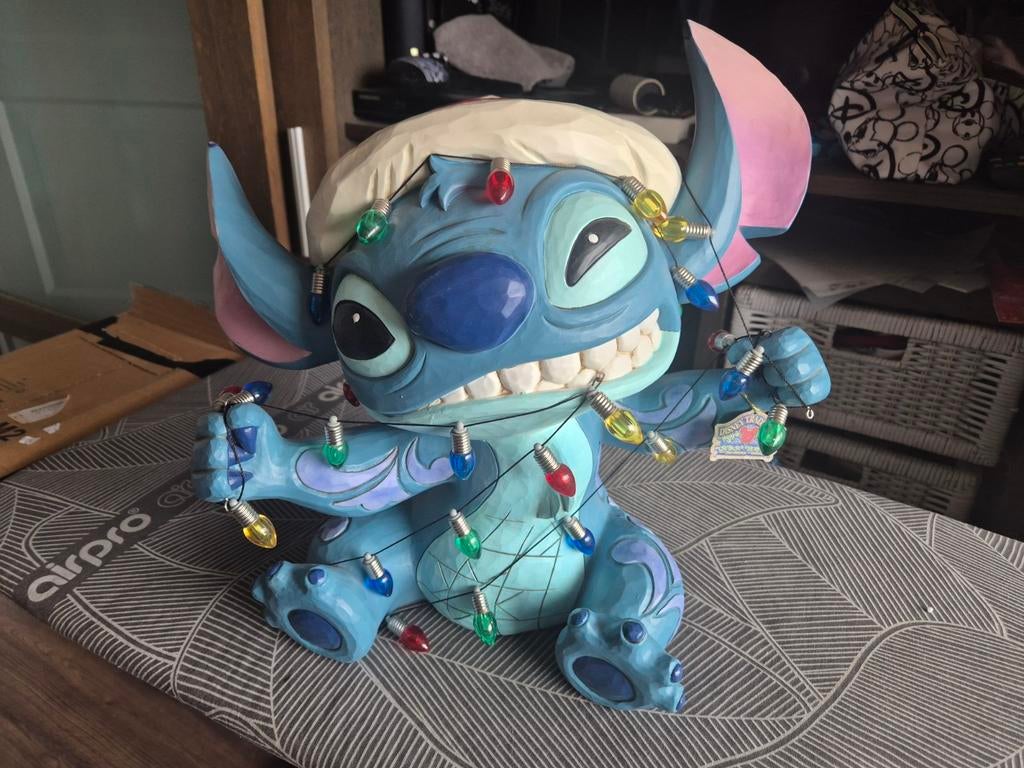 Holiday stitch big figurine tradition, Ophalen, Overige figuren, Nieuw, Beeldje of Figuurtje