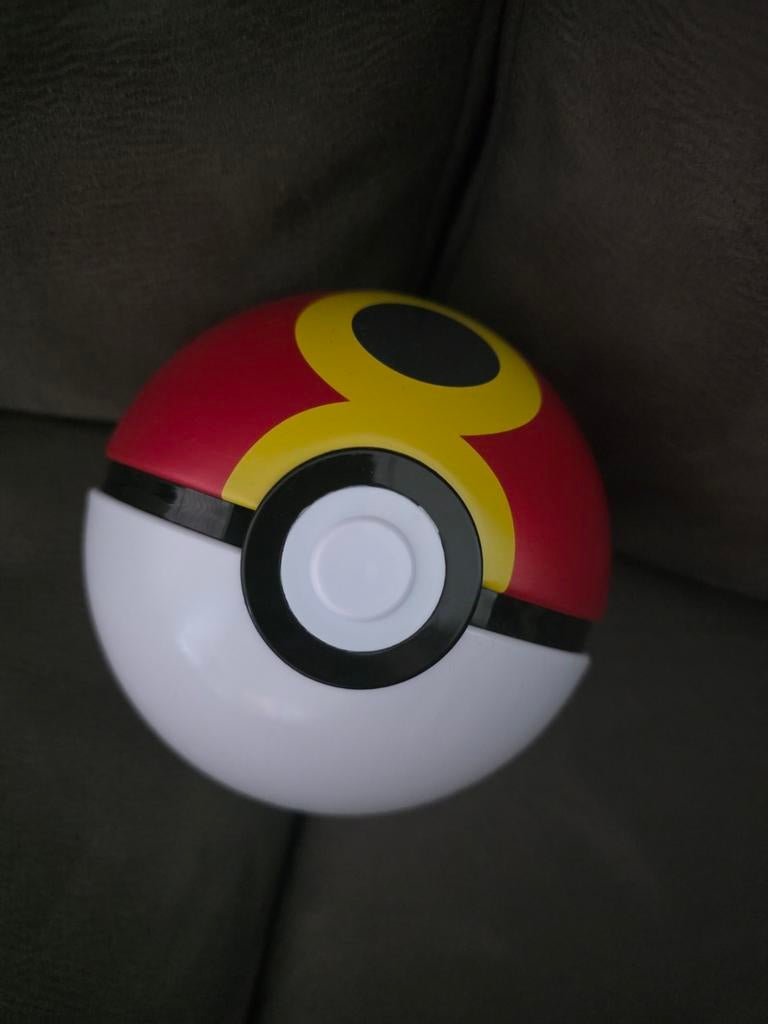 Lege Poke Ball tin, Verzenden, Gebruikt, Overige typen