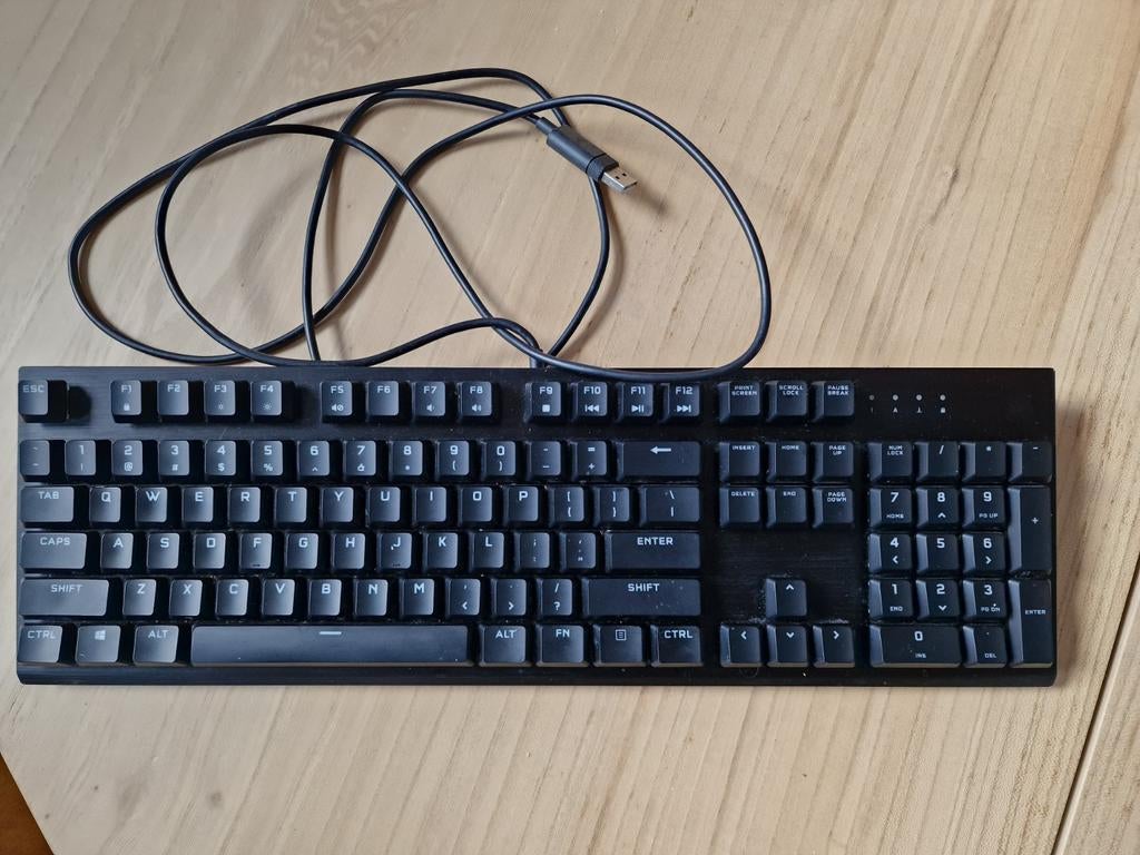 Corsair K60 RGB Pro Gaming Toetsenbord, Gebruikt, Ophalen of Verzenden, Qwerty, Gaming toetsenbord