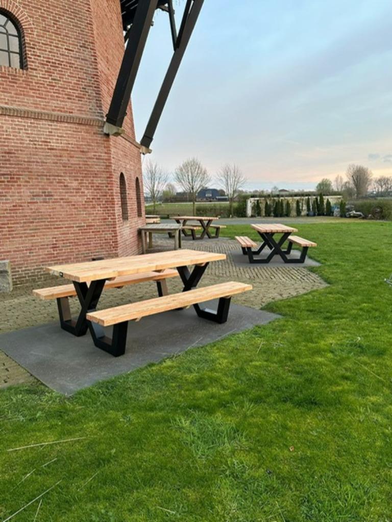 Douglas picknicktafel met stalen frame, Tuin en Terras, Nieuw, Ophalen of Verzenden, X, Rechthoekig