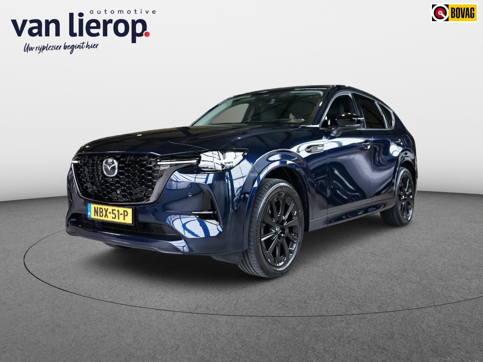 Mazda CX-60 2.5 e-SkyActiv PHEV Homura Plus TREKHAAK, Auto's, Automaat, Dealer onderhouden, Blauw, 2500 kg