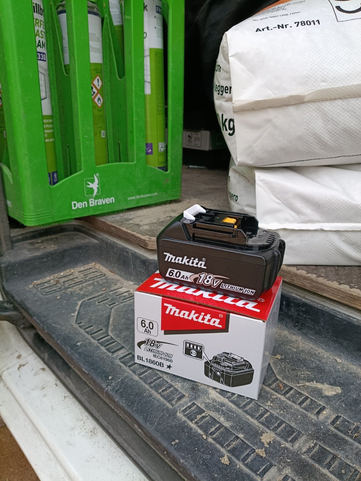 Makita Accu 18V 6.0Ah BL1860B - Nieuw in doos, Ophalen of Verzenden