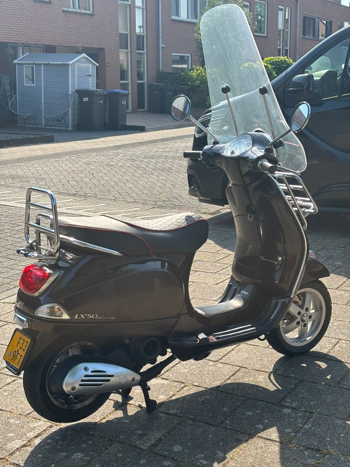 Vespa LX50 Touring (4v 4T) voor onderdelen of project, Fietsen en Brommers, Scooters | Vespa, Ophalen, Gebruikt, Benzine, Vespa LX