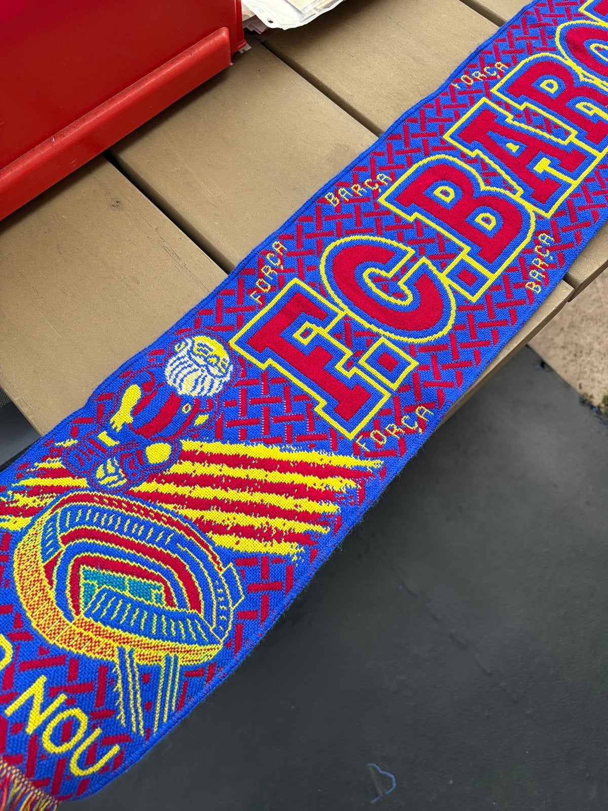 Unieke bijzonder ajaal FC Barcelona, Ophalen of Verzenden, Nieuw, Buitenlandse clubs, Vaantje of Sjaal