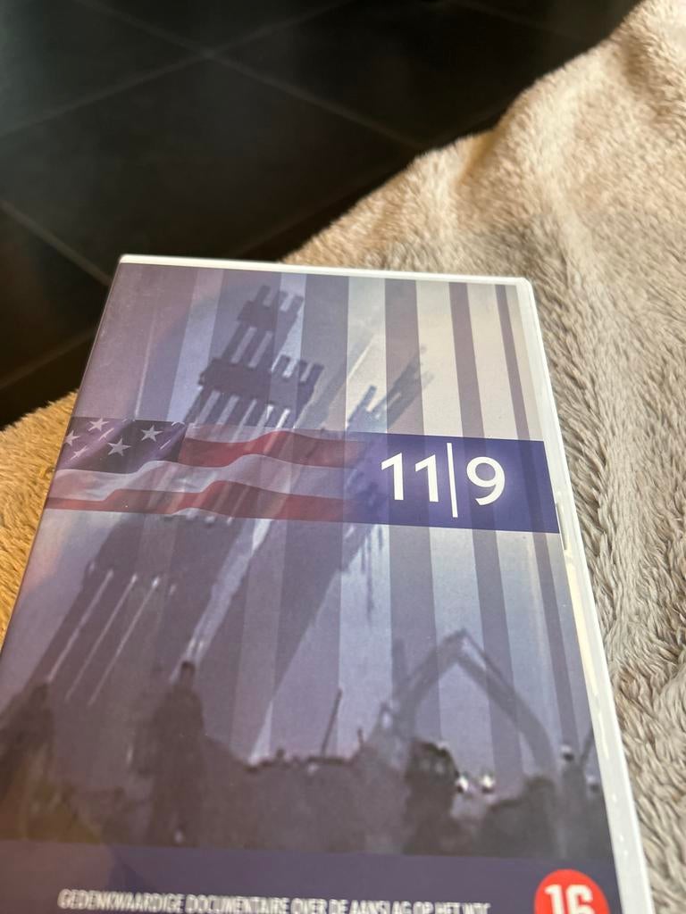 11/9 DVD - Gedenkwaardige documentaire over de aanslag, Vanaf 16 jaar, Ophalen of Verzenden, Gebruikt, Politiek of Geschiedenis