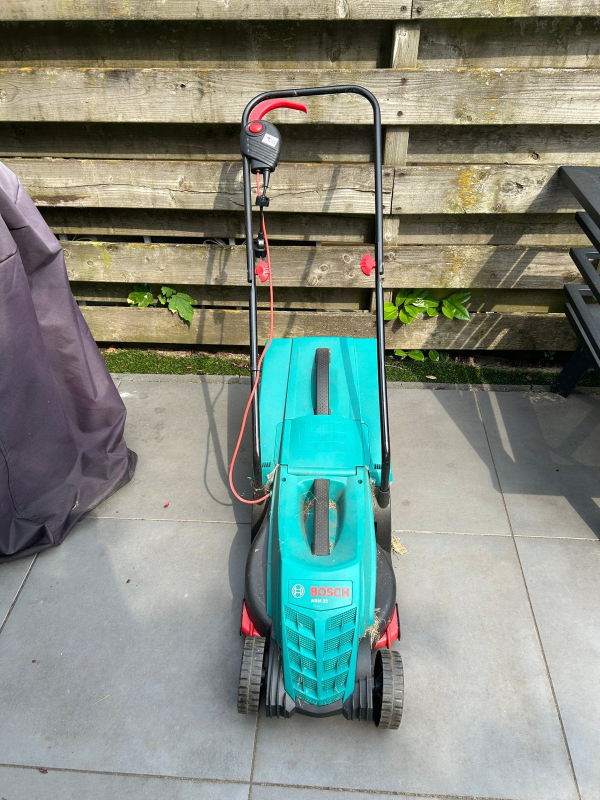 Bosch ARM 32 Elektrische Grasmaaier, Cirkelmaaier, Gebruikt, Elektrische grasmaaier, Ophalen of Verzenden