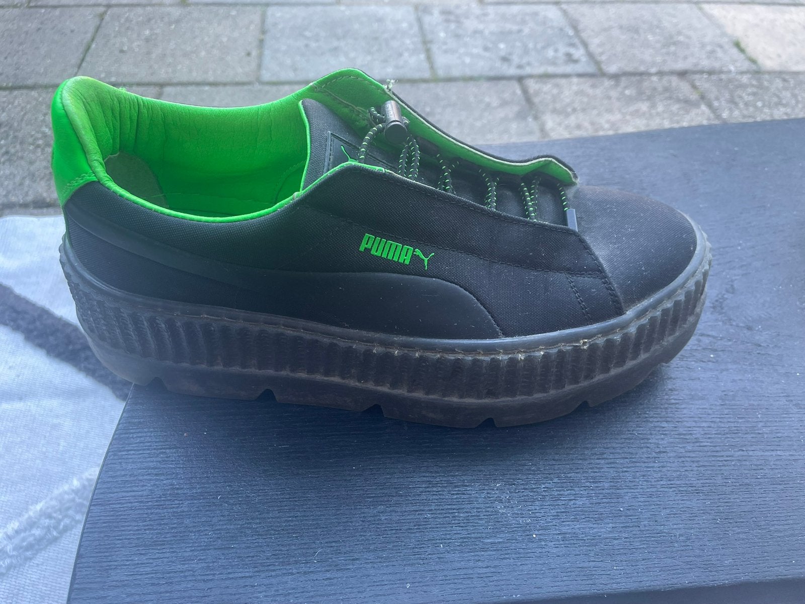 Puma sneakers, Kleding | Heren, Schoenen, Ophalen of Verzenden, Zo goed als nieuw, Zwart