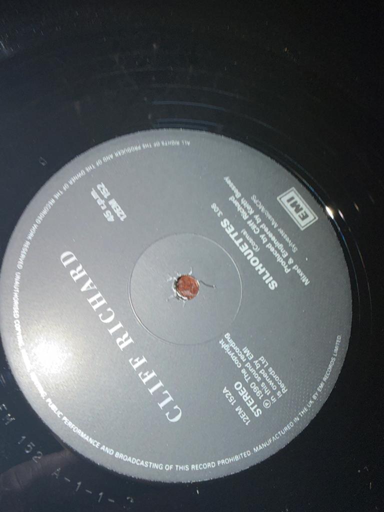 Cliff Richard - Silhouettes 12" Maxi Single (1990), Gebruikt, 1990 - 1999, Originele persing, Ophalen of Verzenden