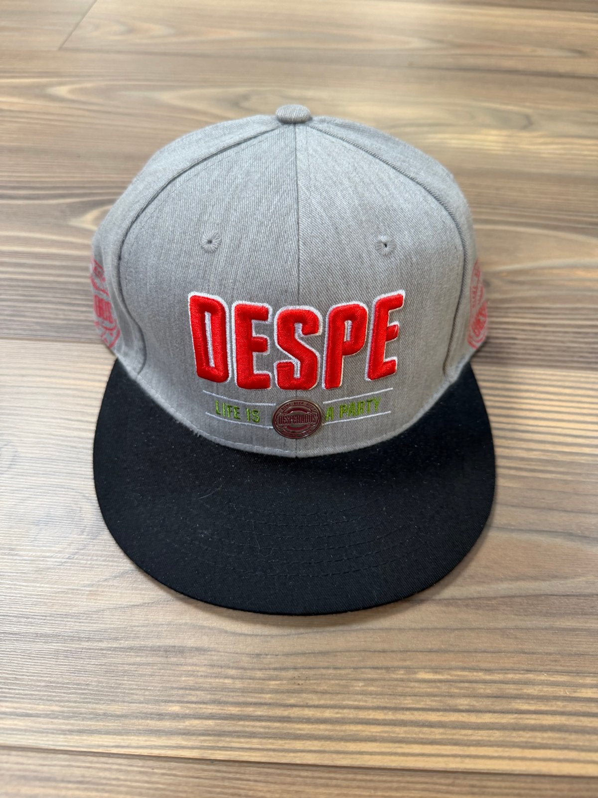 Desperados Snapback Pet - Grijs/Zwart, Ophalen of Verzenden, Zo goed als nieuw, One size fits all, Pet