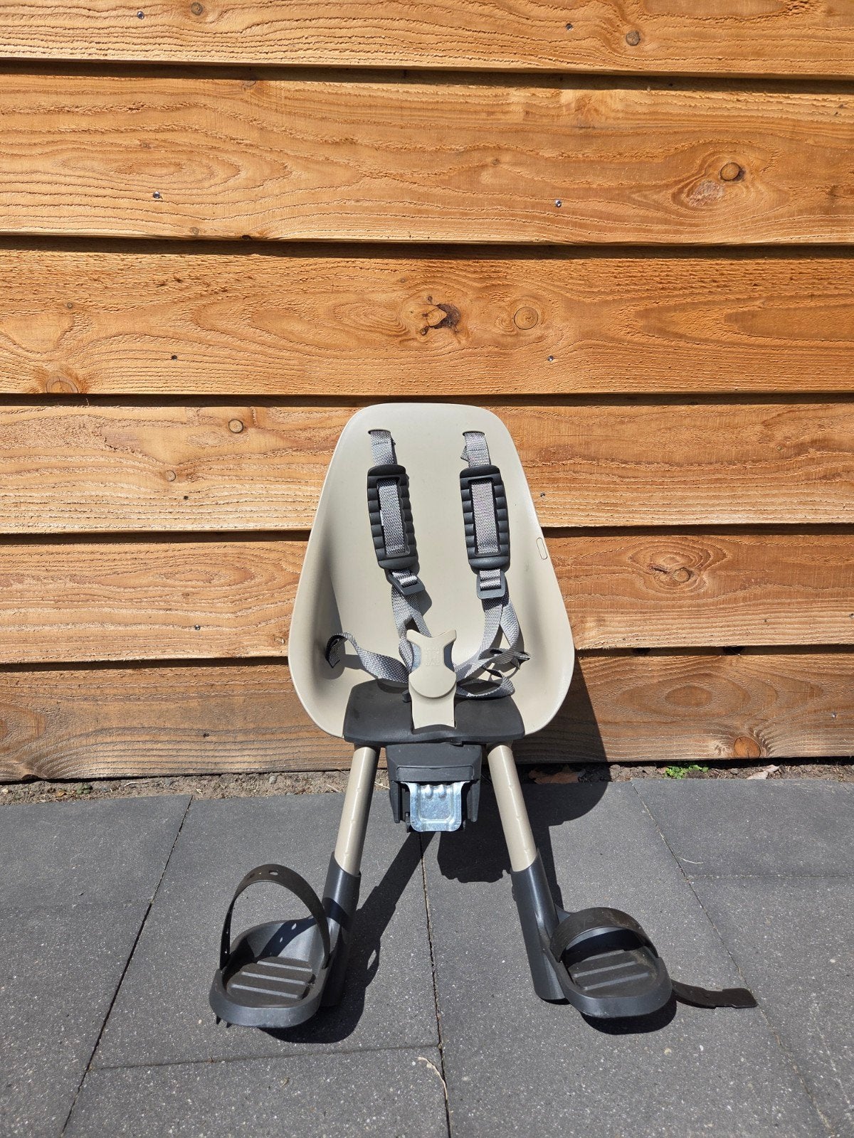Urban Iki voorzitje met windscherm zeer netjes, Fietsen en Brommers, Voetsteuntjes, Voorzitje, Ophalen of Verzenden, Zo goed als nieuw