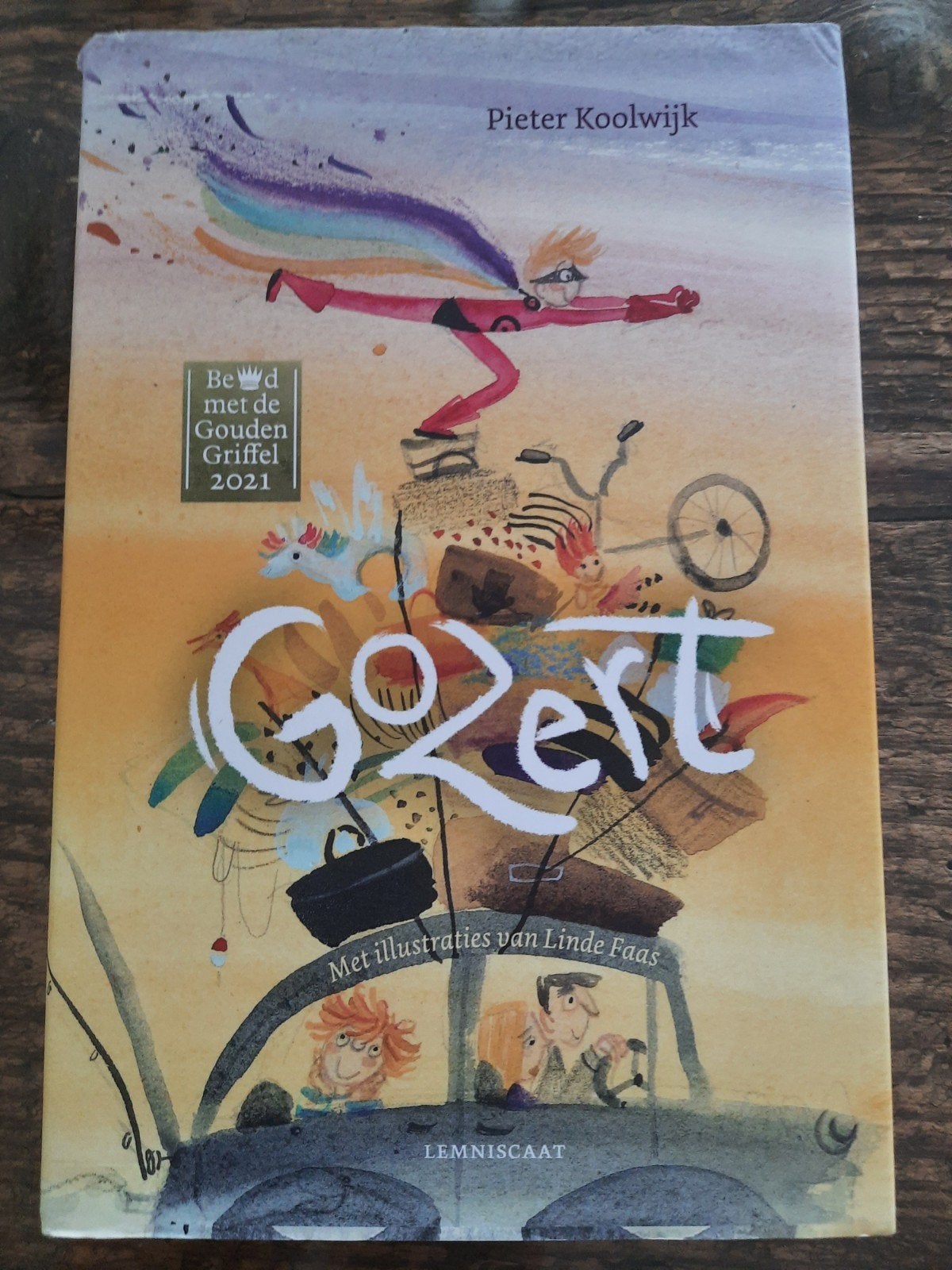 Gozert - Pieter Koolwijk (Gouden Griffel 2021), Boeken, Ophalen of Verzenden, Zo goed als nieuw, Pieter Koolwijk, Fictie