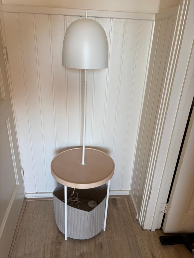 Bijzettafel IKEA TRINDSNÖ, Minder dan 55 cm, Rond, Zo goed als nieuw, Ophalen