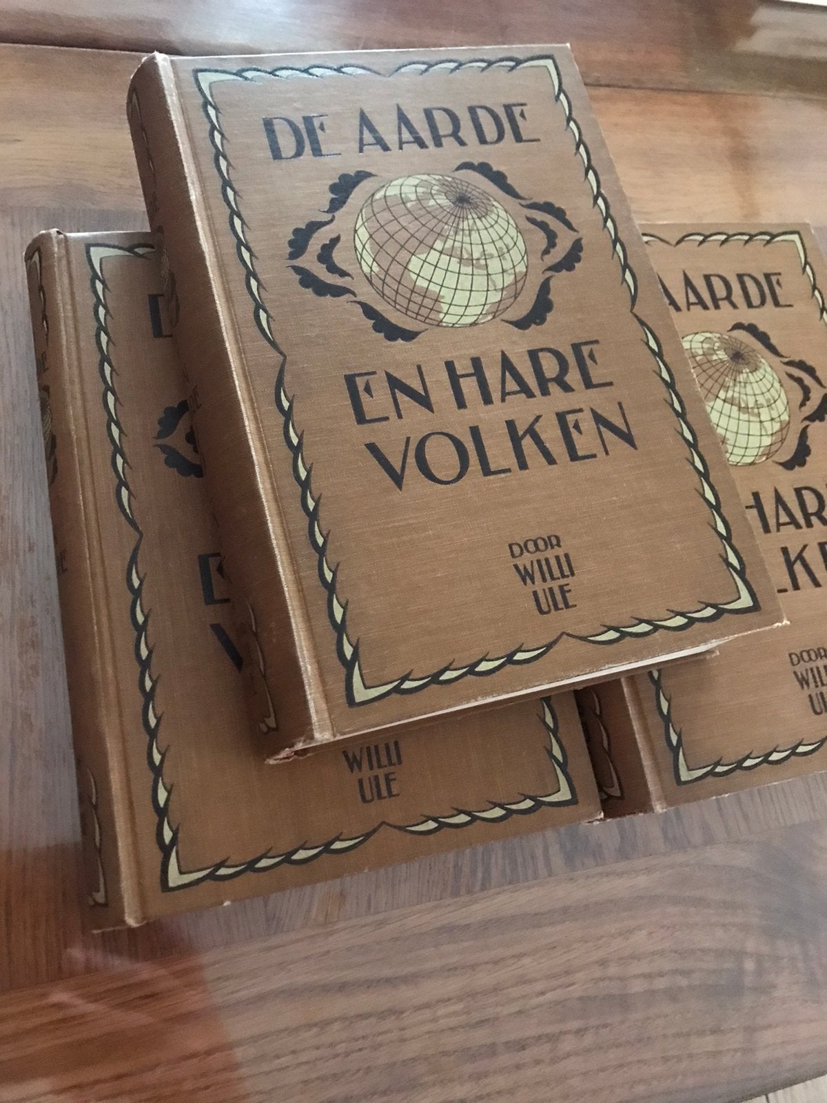 De aarde en hare volken 3 delen, Ophalen of Verzenden