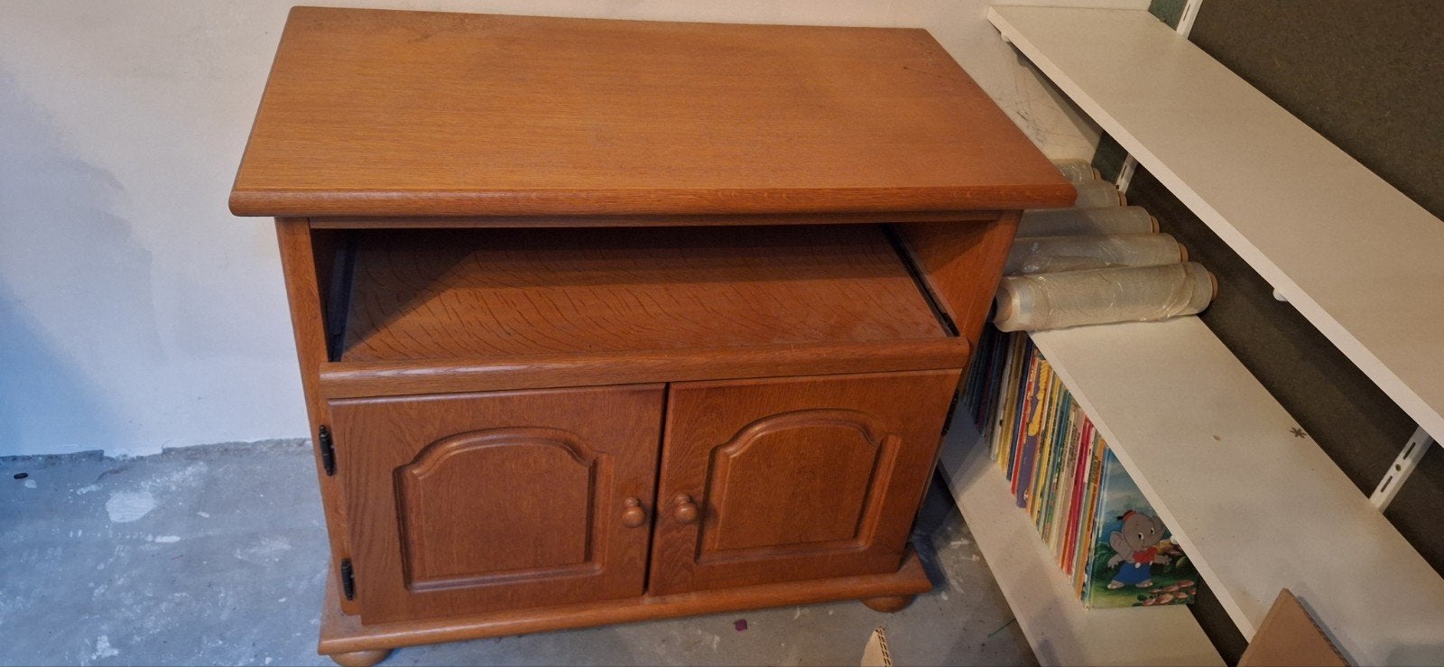 Houten TV-kast met opbergruimte, Gebruikt, Klassiek, Minder dan 100 cm, 25 tot 50 cm