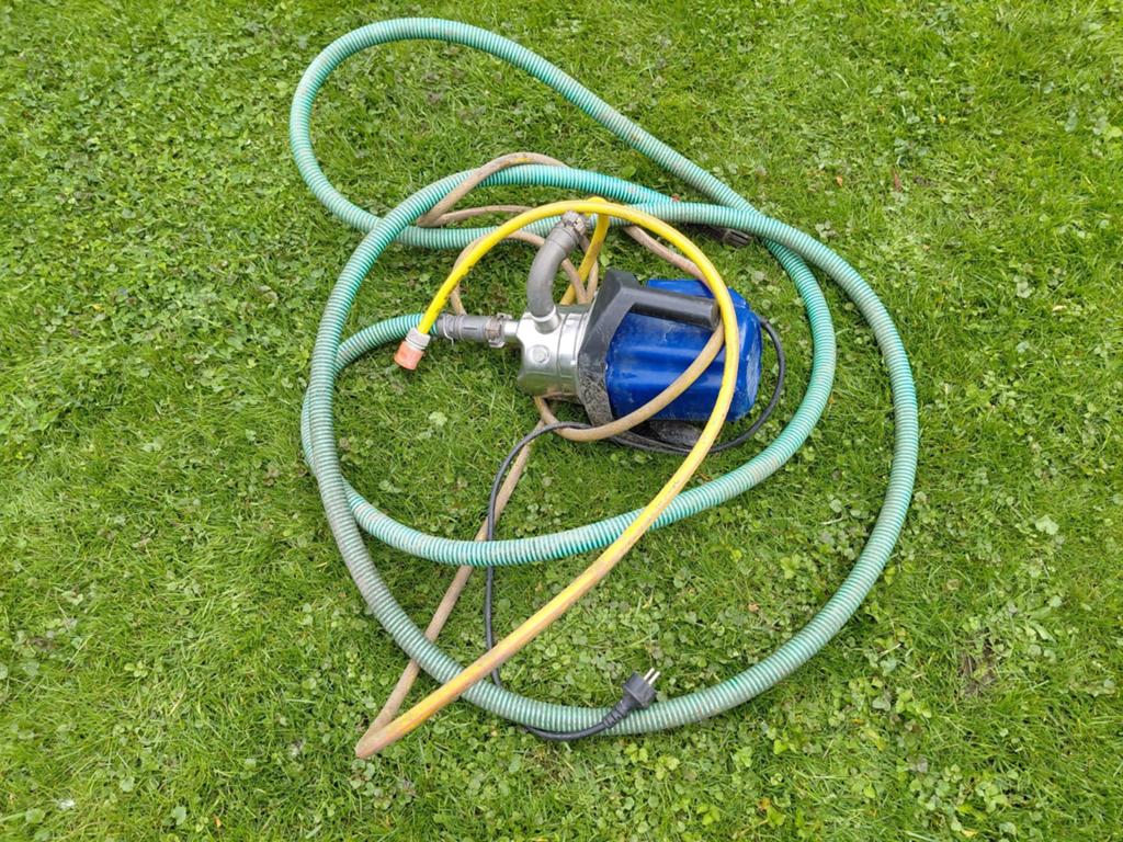 Eurom TP1200R Beregeningspomp met Slangen - 1200W, Tuin en Terras, Waterpompen, Ophalen, Gebruikt, Elektrisch, Beregeningspomp