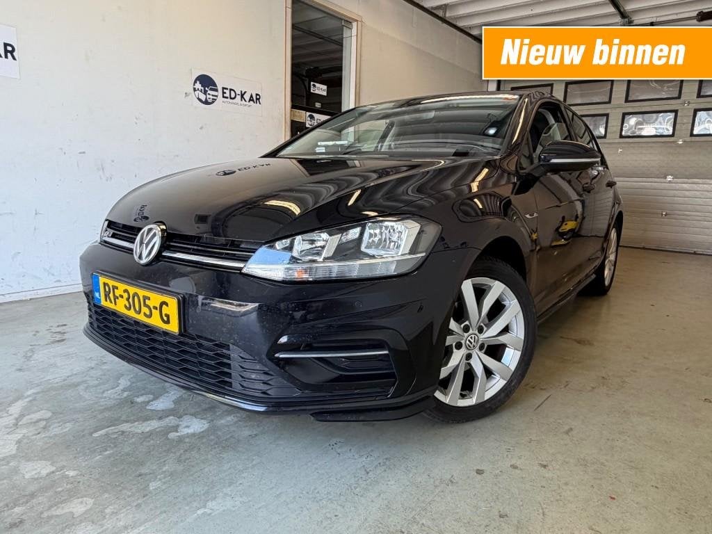 Volkswagen GOLF 1.0 TSI Highline R-LINE ACC ECC TOP CONDITIE, Gebruikt, Euro 6, Zwart, Origineel Nederlands