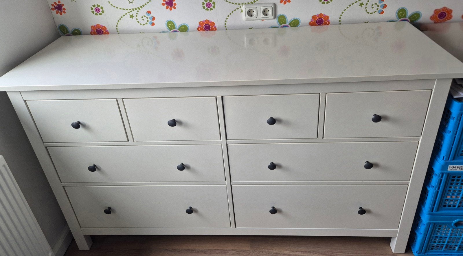 Ikea Hemnes - Witte ladekast met 8 laden, Huis en Inrichting, Ophalen, Gebruikt, 5 laden of meer, Klassiek