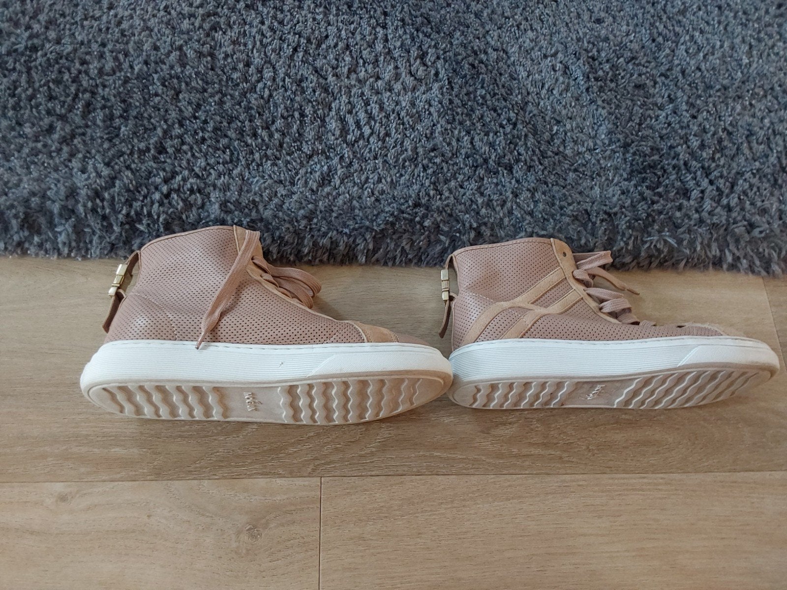 HOGAN PRACHTIGE KALFSLEREN SNEAKERS HOOG MODEL MAAT 38 ZGAN, HOGAN, Ophalen of Verzenden, Sneakers of Gympen, Zo goed als nieuw