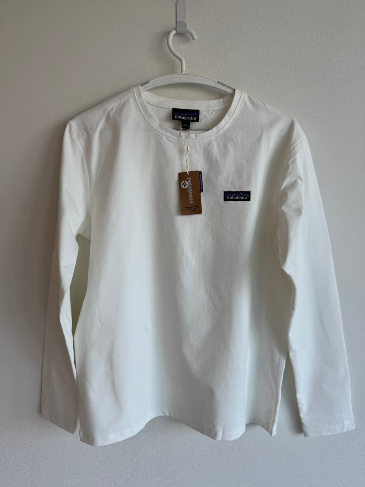 Patagonia White Long-Sleeve T-Shirt - Size S, Ophalen of Verzenden, Zo goed als nieuw, Wit