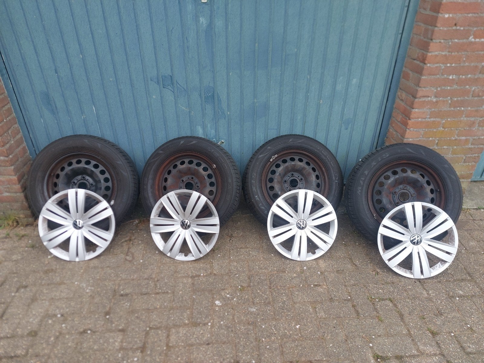 Zeer nette Caddy velgen!, Ophalen, Velg(en), 16 inch, 205 mm