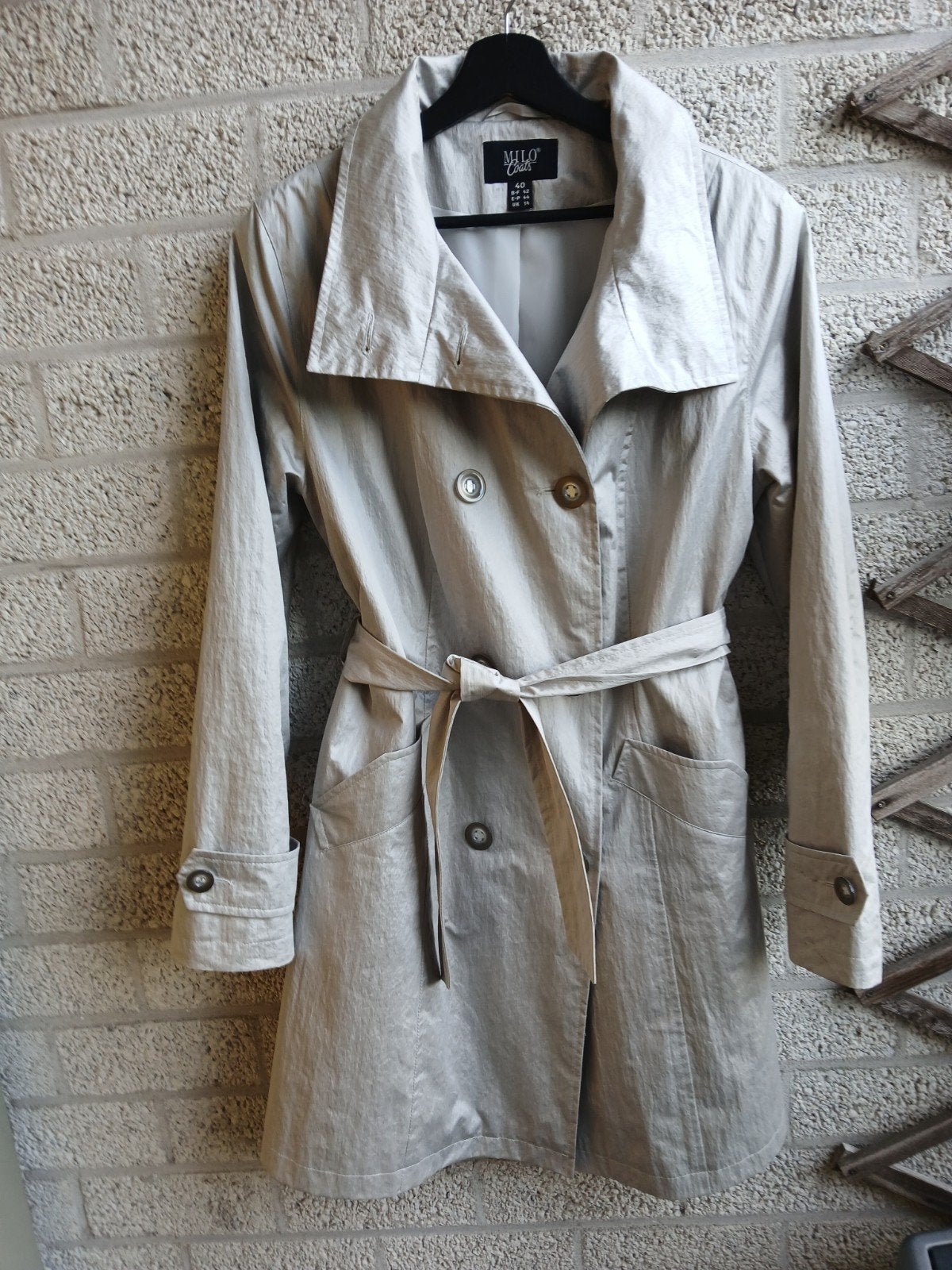 Trenchcoat maat 40, Maat 38/40 (M), Beige, Ophalen of Verzenden, Zo goed als nieuw
