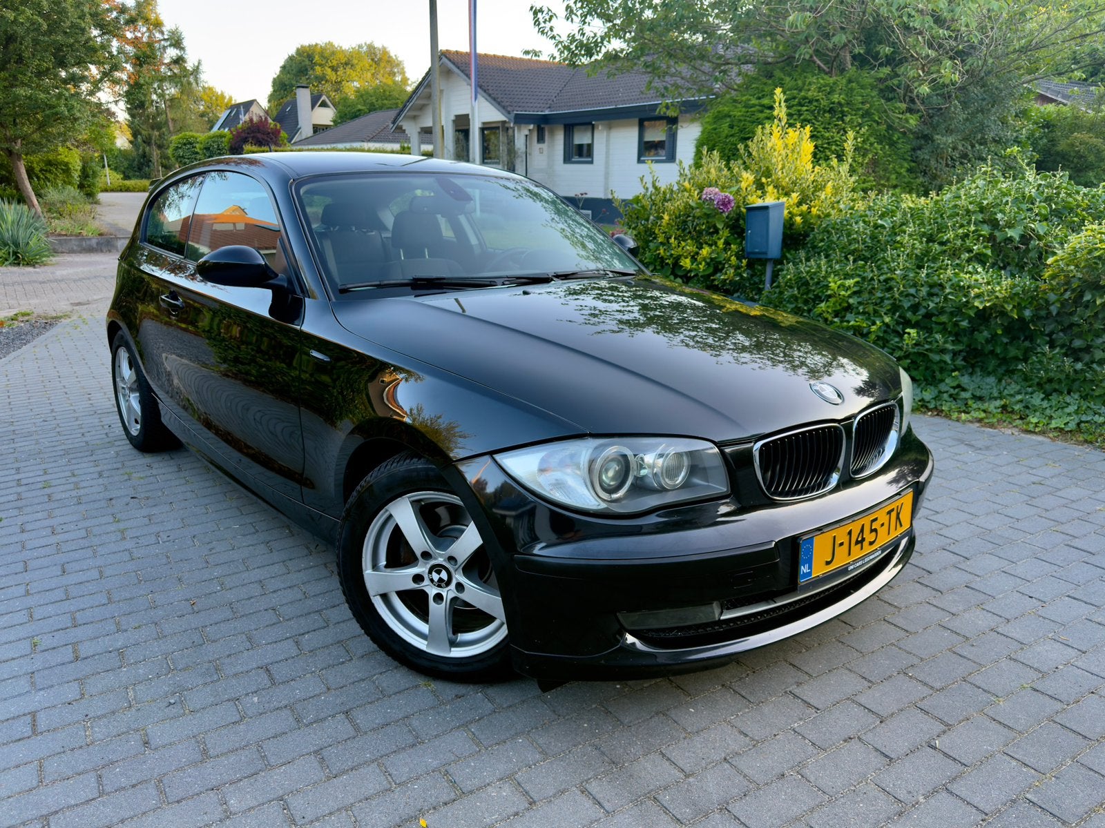 Nette BMW 1-Serie 2.0 118I zwart, 1-Serie, 1995 cc, Automatische klimaatregeling, Zwart