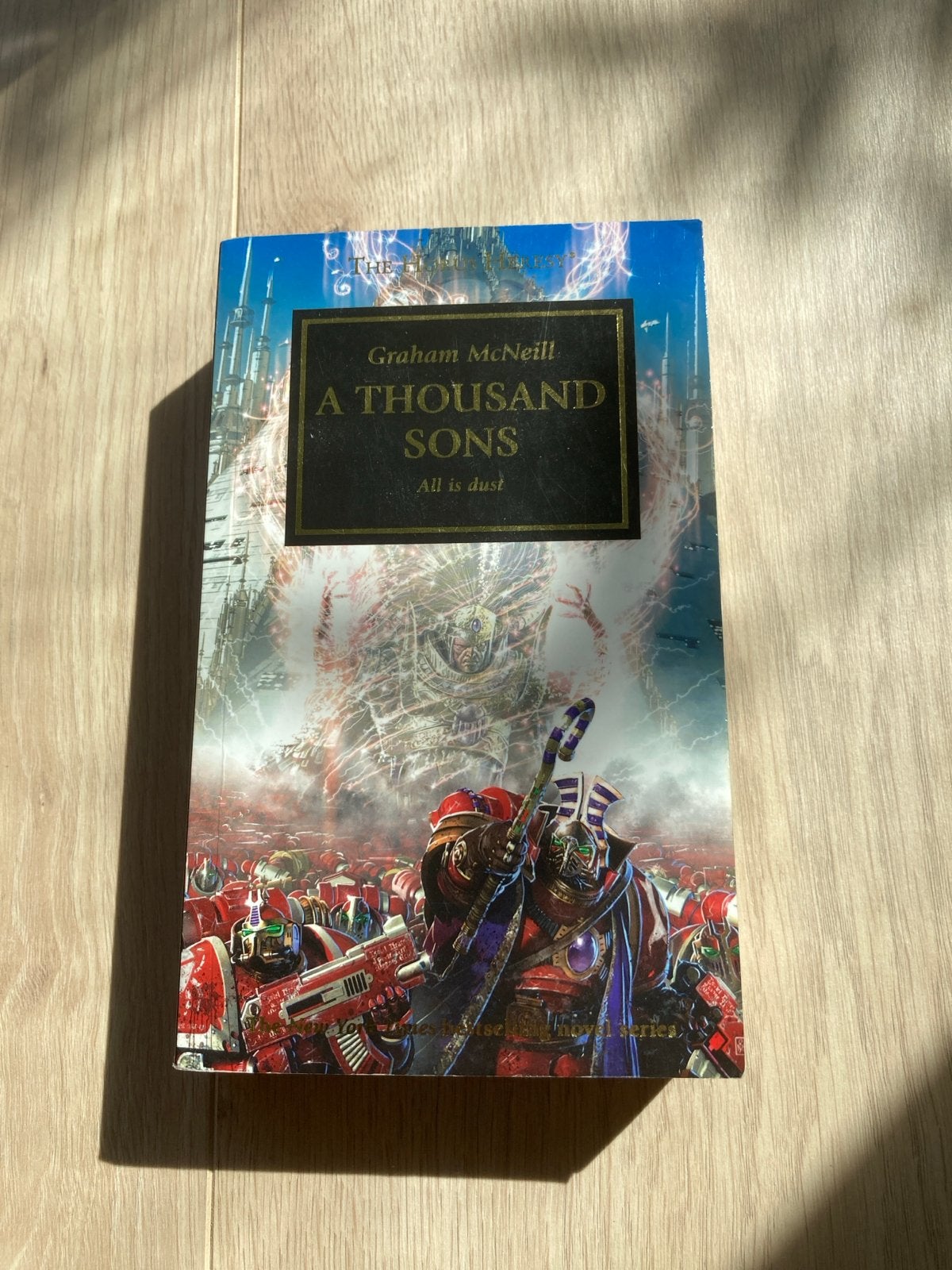 A Thousand Sons - Warhammer 40k - The Horus Heresy, Ophalen of Verzenden, Gebruikt, Warhammer 40000, Boek of Catalogus