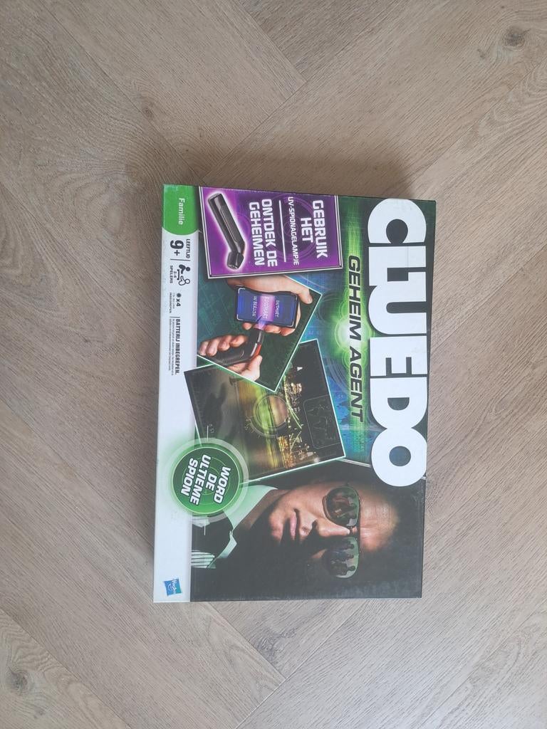 Cluedo geheim agent - compleet, Vijf spelers of meer, Ophalen of Verzenden, Zo goed als nieuw, Hasbro