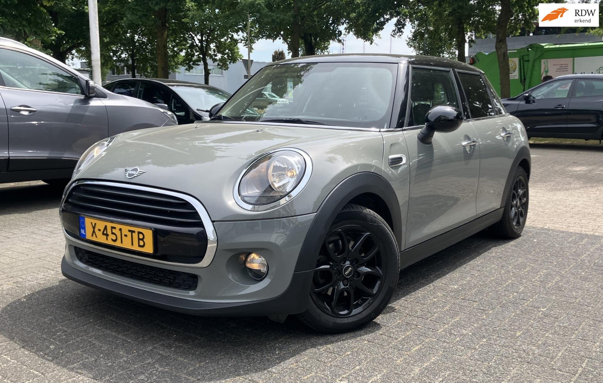 Mini Cooper 1.5 Salt Navi Carplay LM Airco, Auto's, Mini, Voorwielaandrijving, 49 €/maand, Bedrijf, Handgeschakeld