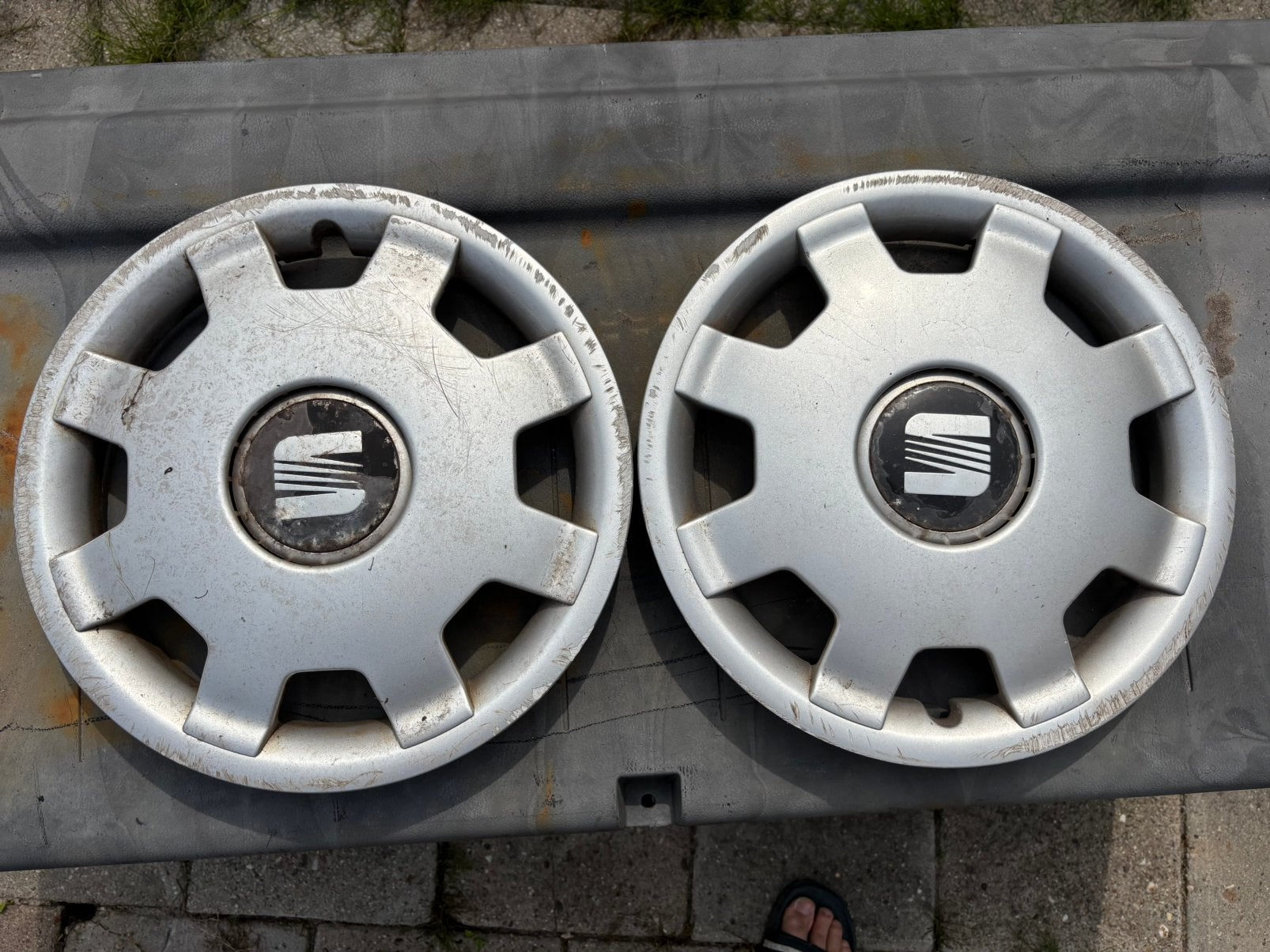 2 Seat Arosa wieldoppen, Ophalen of Verzenden, Gebruikt