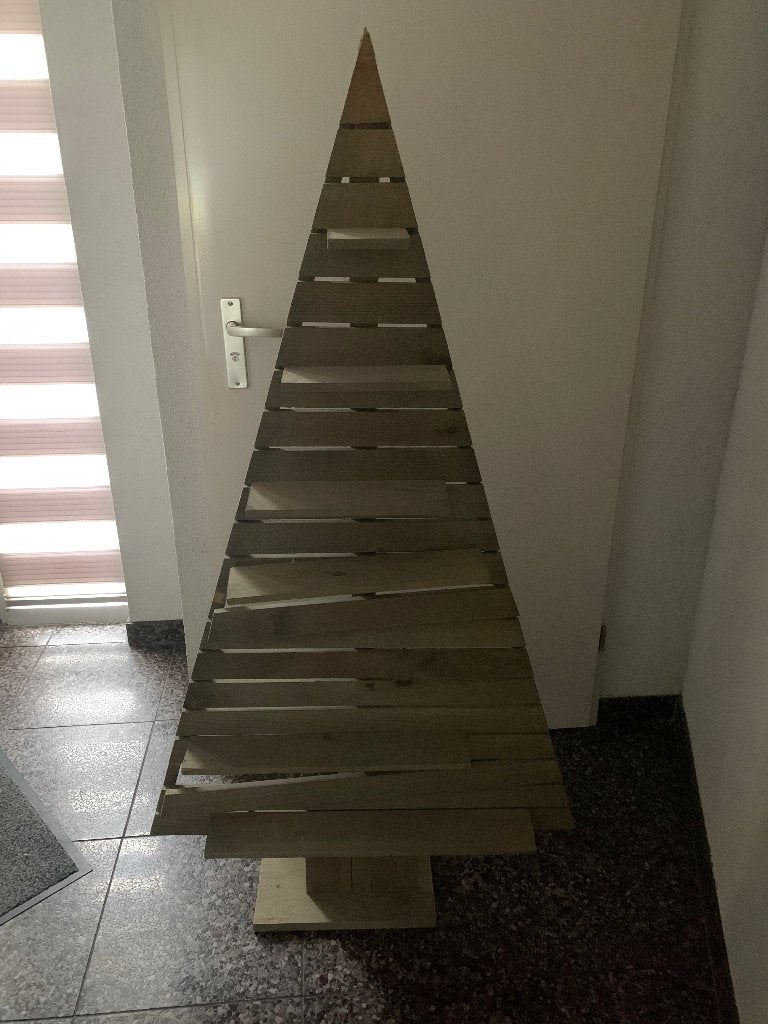 Houten kerstboom, Ophalen, Gebruikt
