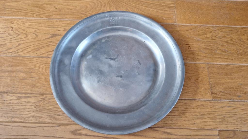 Antieke grote tinnen bord uit 1817, zie foto's, Ophalen of Verzenden