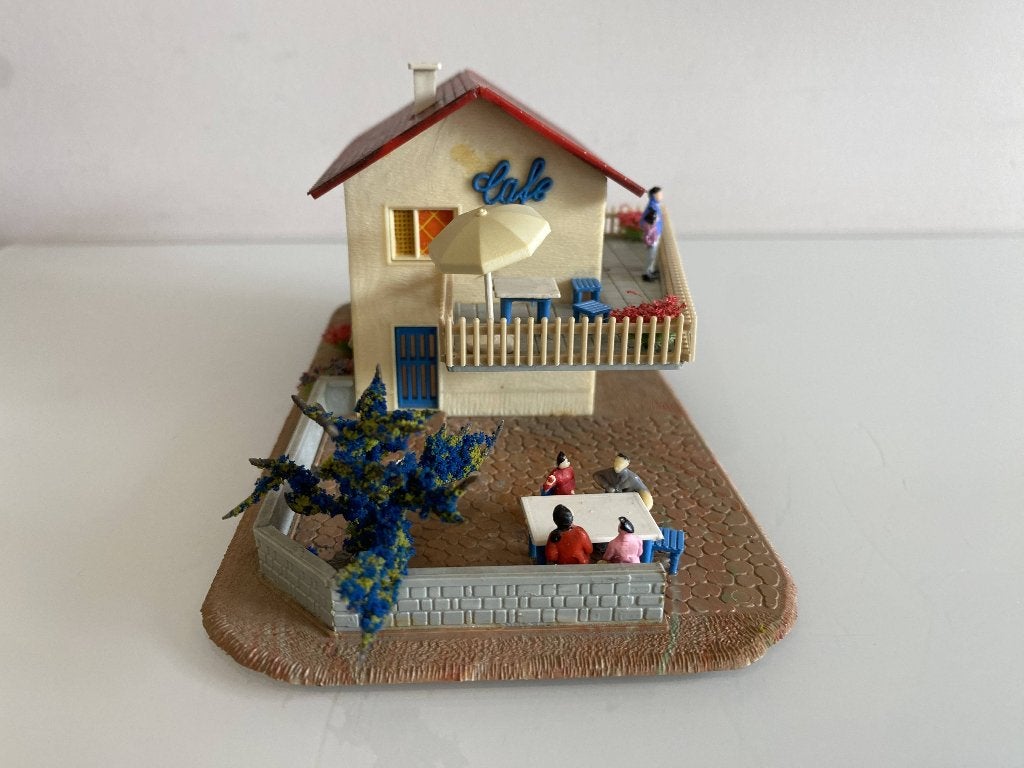 HO Pola 559 Café met terras (355*3), Hobby en Vrije tijd, Modeltreinen | H0, Overige merken, Gebruikt, Gelijkstroom of Wisselstroom