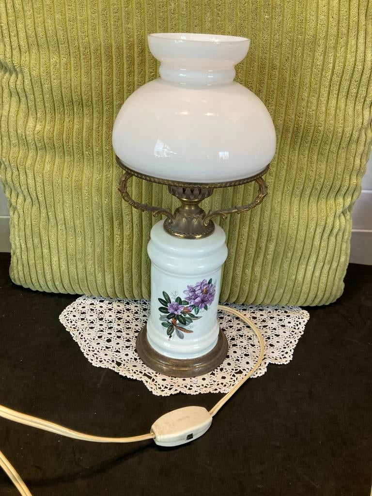 Schemerlampje, paarse bloemetjes (240326), Ophalen of Verzenden, Zo goed als nieuw, Minder dan 50 cm
