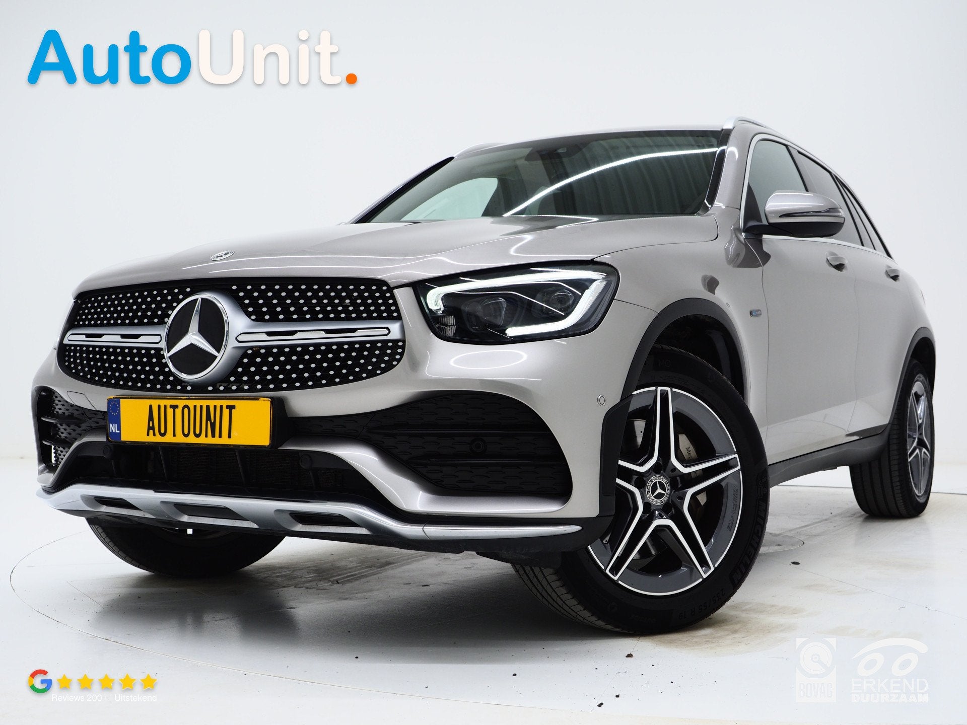Mercedes-Benz GLC 300e 4MATIC AMG | Sfeerlicht | Camera | Sp, Automaat, Gebruikt, Zwart, 4 cilinders