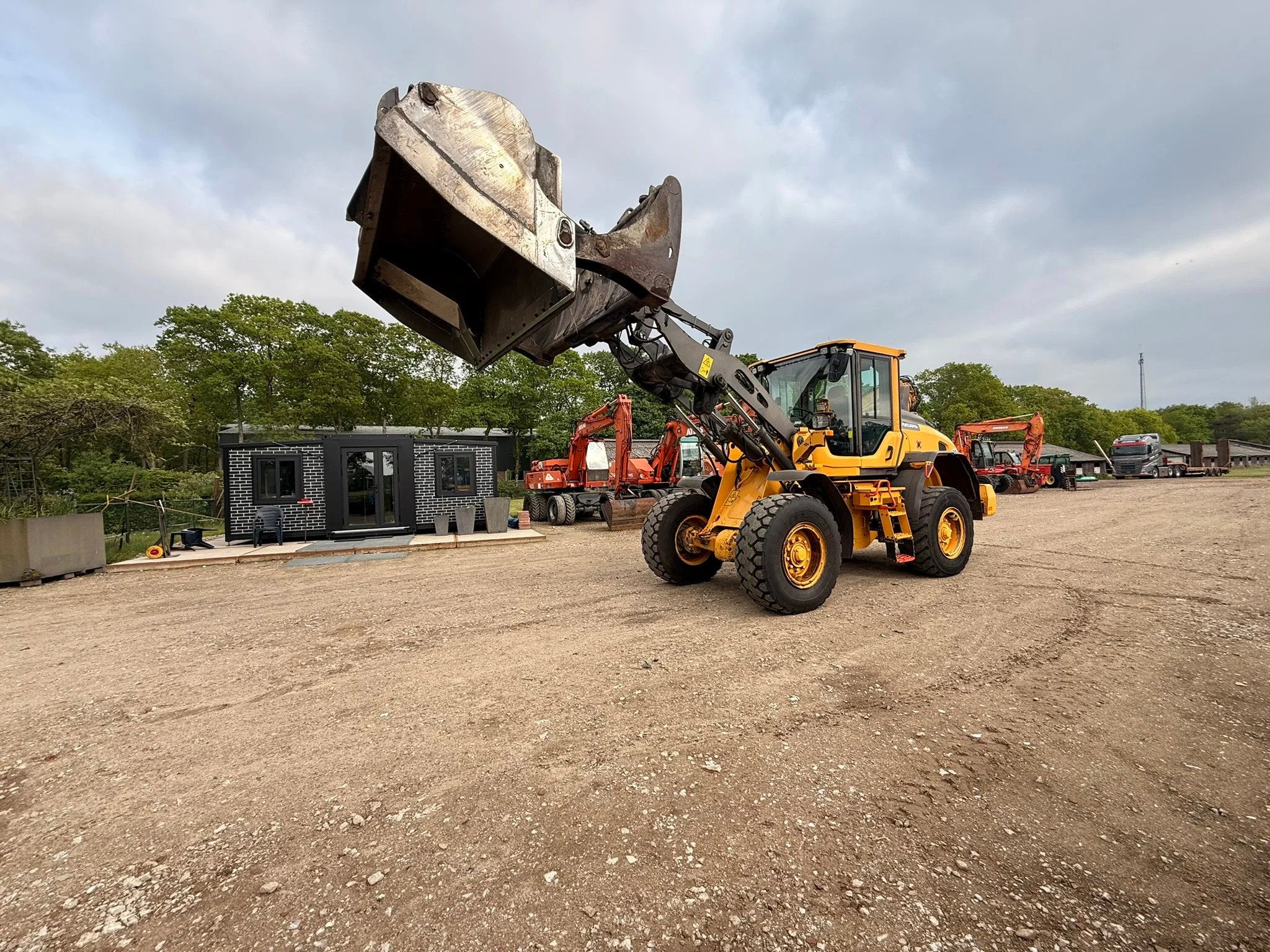 Volvo FL 608 L60H (bj 2019)