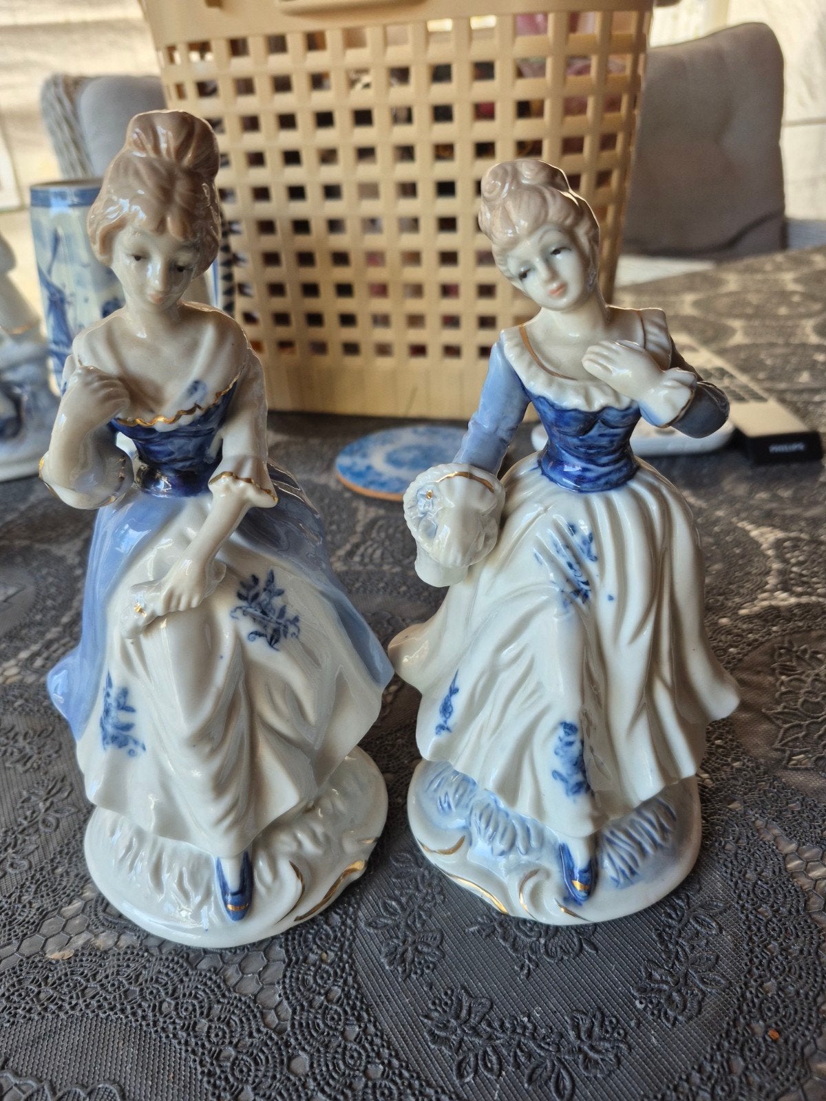 2 dames, Antiek en Kunst, Antiek | Porselein, Ophalen