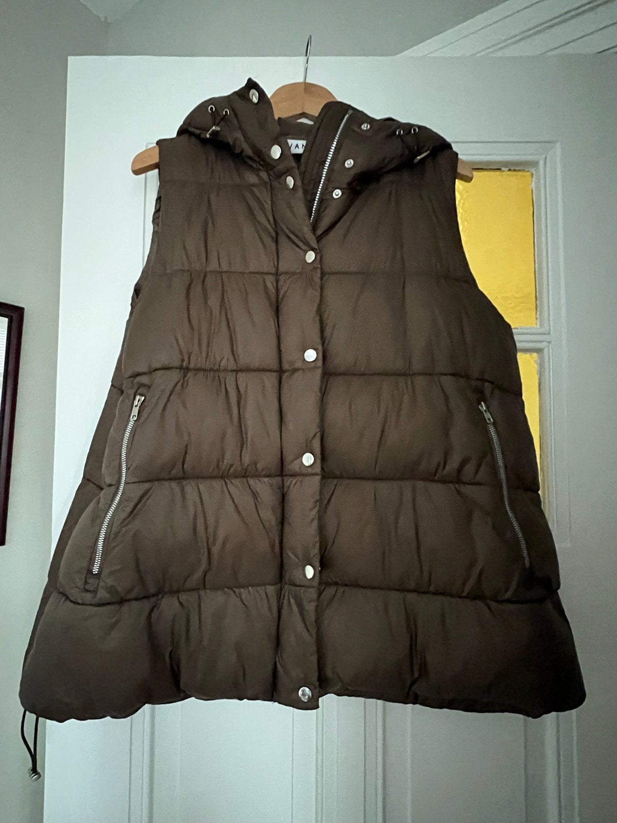 Vanilia bodywarmer puffer bruin maat XL, Kleding | Dames, Bodywarmers, Ophalen of Verzenden, Zo goed als nieuw, Maat 46/48 (XL) of groter