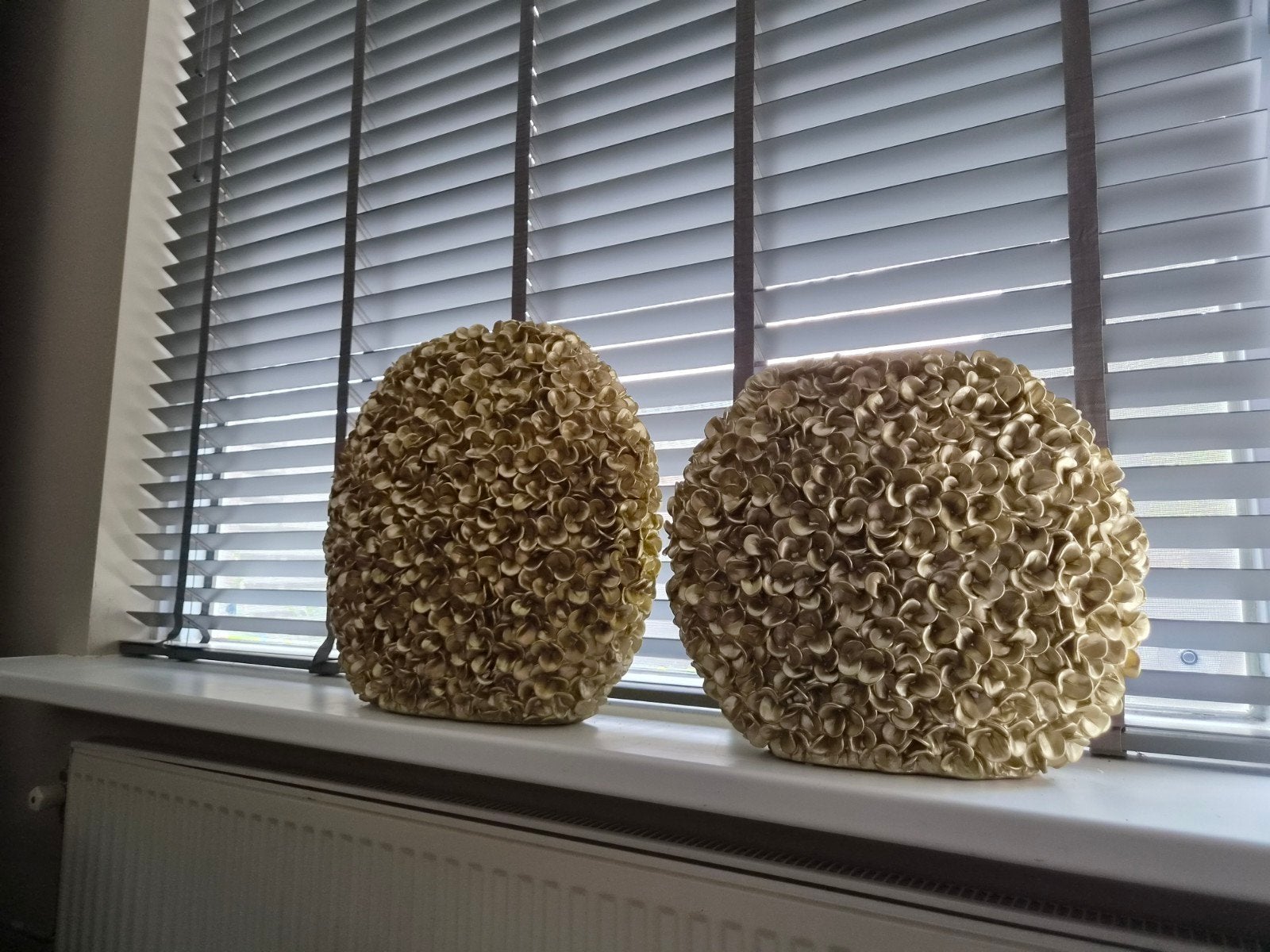 twee vazen, Ophalen