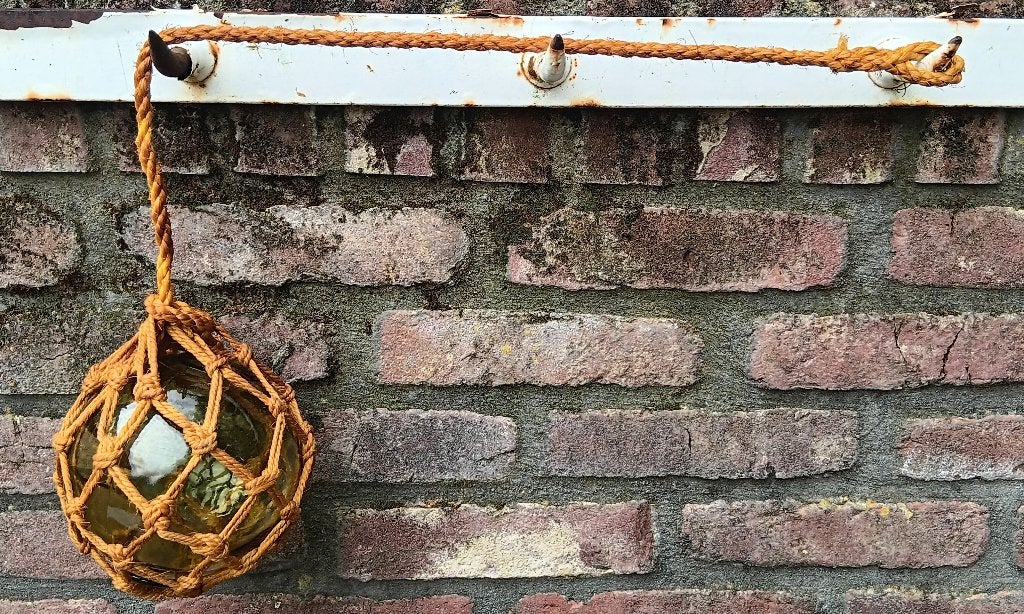 Vintage macramé groen glazen bol drijf visnet drijver Ø13,5, Ophalen of Verzenden