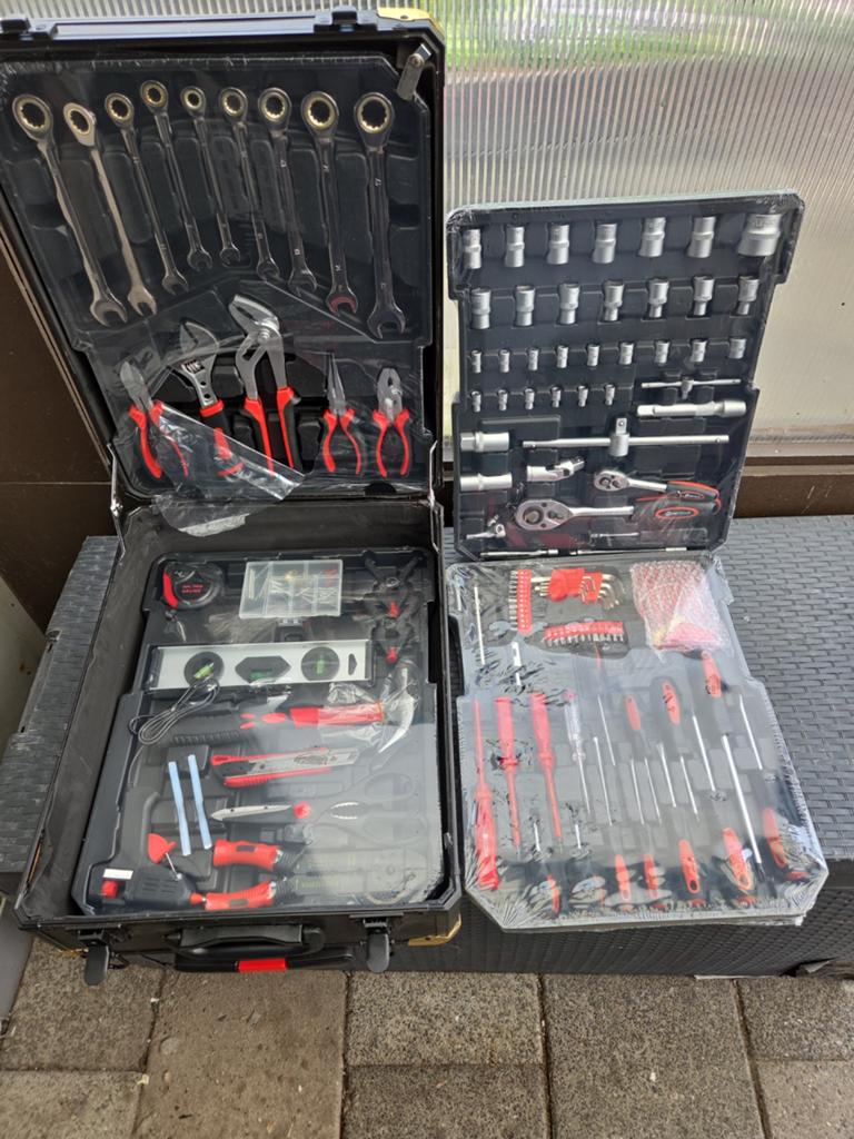 Metallo Gereedschapskoffer Nieuw- Uitgebreide Set, Doe-het-zelf en Verbouw, Gereedschap | Handgereedschap, Ophalen, Nieuw