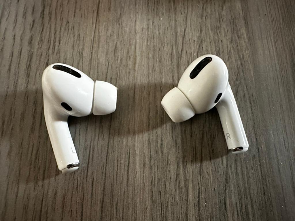 Apple AirPods Pro (1e generatie) met oplaadcase