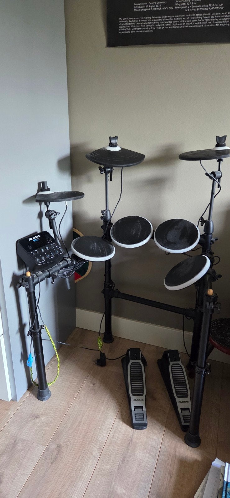 Alesis DM Lite elektrisch drumstel voor beginners,, Ophalen, Gebruikt
