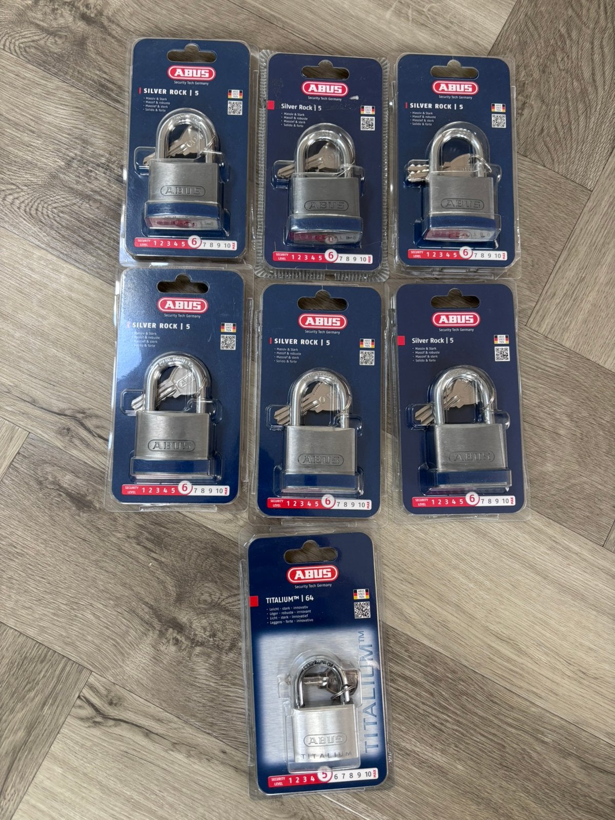 7 x Nieuwe ABUS Hangsloten - Silver Rock 5 & Titalium 64, Ophalen of Verzenden, Nieuw
