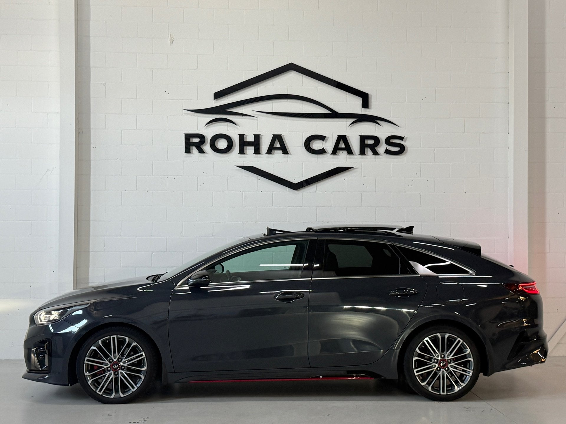 Kia ProCeed 1.6 T-GDI GT*FULL*Pano*Stoel/stuurverwarming*Bli, Auto's, 15 km/l, Gebruikt, Leder, 66 €/maand