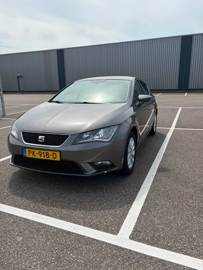 Seat Leon 1.2 TSI 110PK 2016 Grijs, Voorwielaandrijving, Zwart, 4 cilinders, Leon