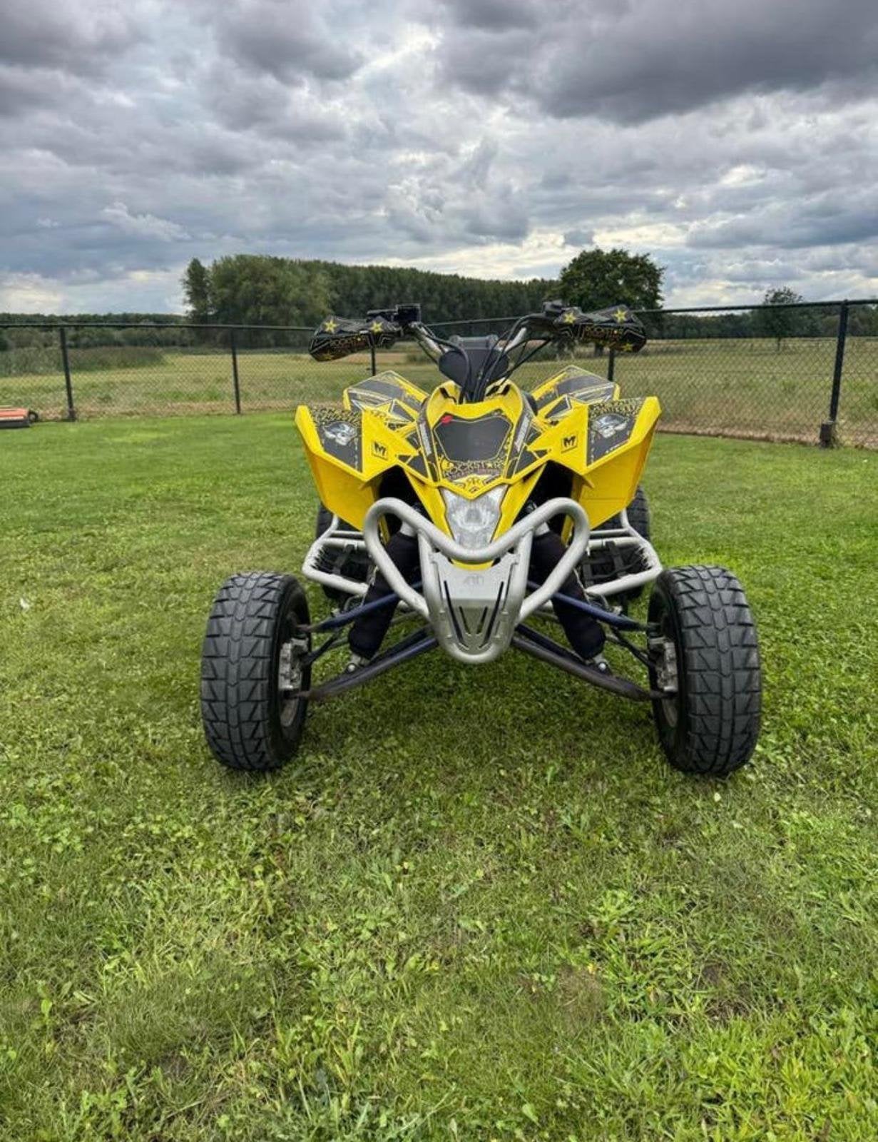 Suzuki quad LTR 450 uit 2008, Motoren, Quads en Trikes, Ophalen of Verzenden