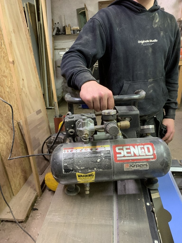 Senco PC1010 Compacte Compressor, Doe-het-zelf en Verbouw, Ophalen, Gebruikt, 6 tot 10 bar, Minder dan 200 liter/min